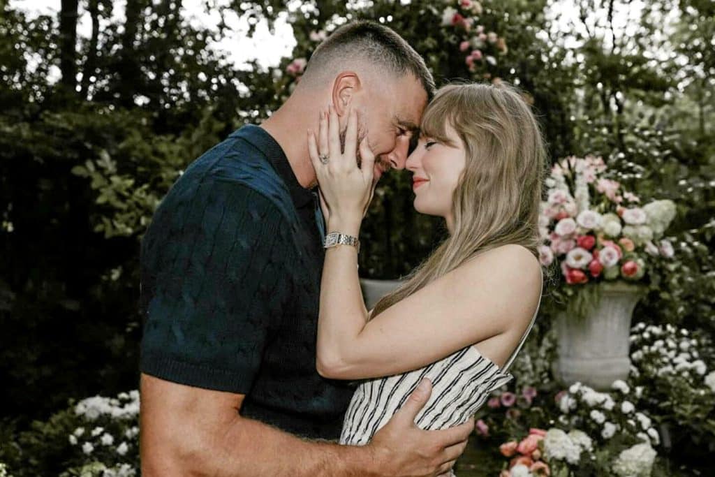 , Actualités France: des fiançailles en or massif avec Travis Kelce #France