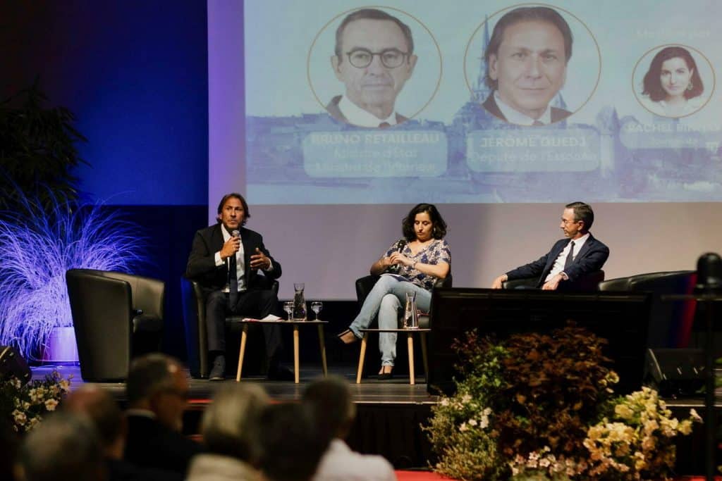 , Actualités nationales: À Autun, la conversation « presque amicale » entre Bruno Retailleau et Jérôme Guedj #France