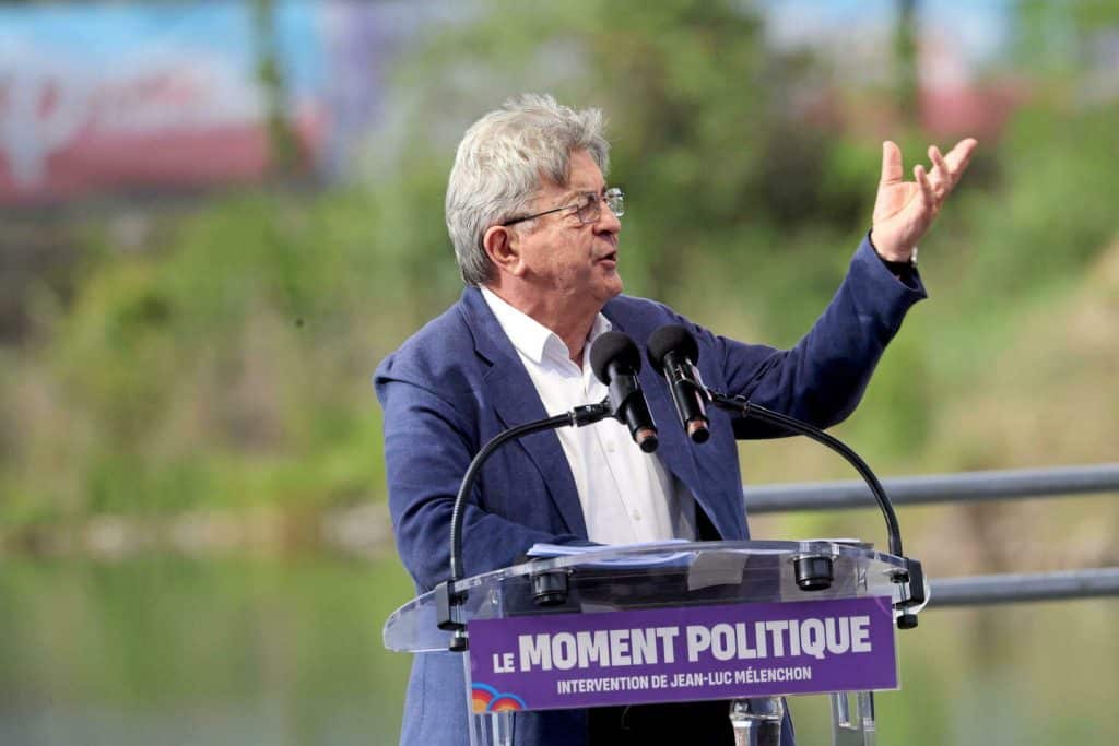 , Infos France: Mélenchon, Tondelier, Glucksmann… La gauche en guerre ouverte avant même la chute de Bayrou #France